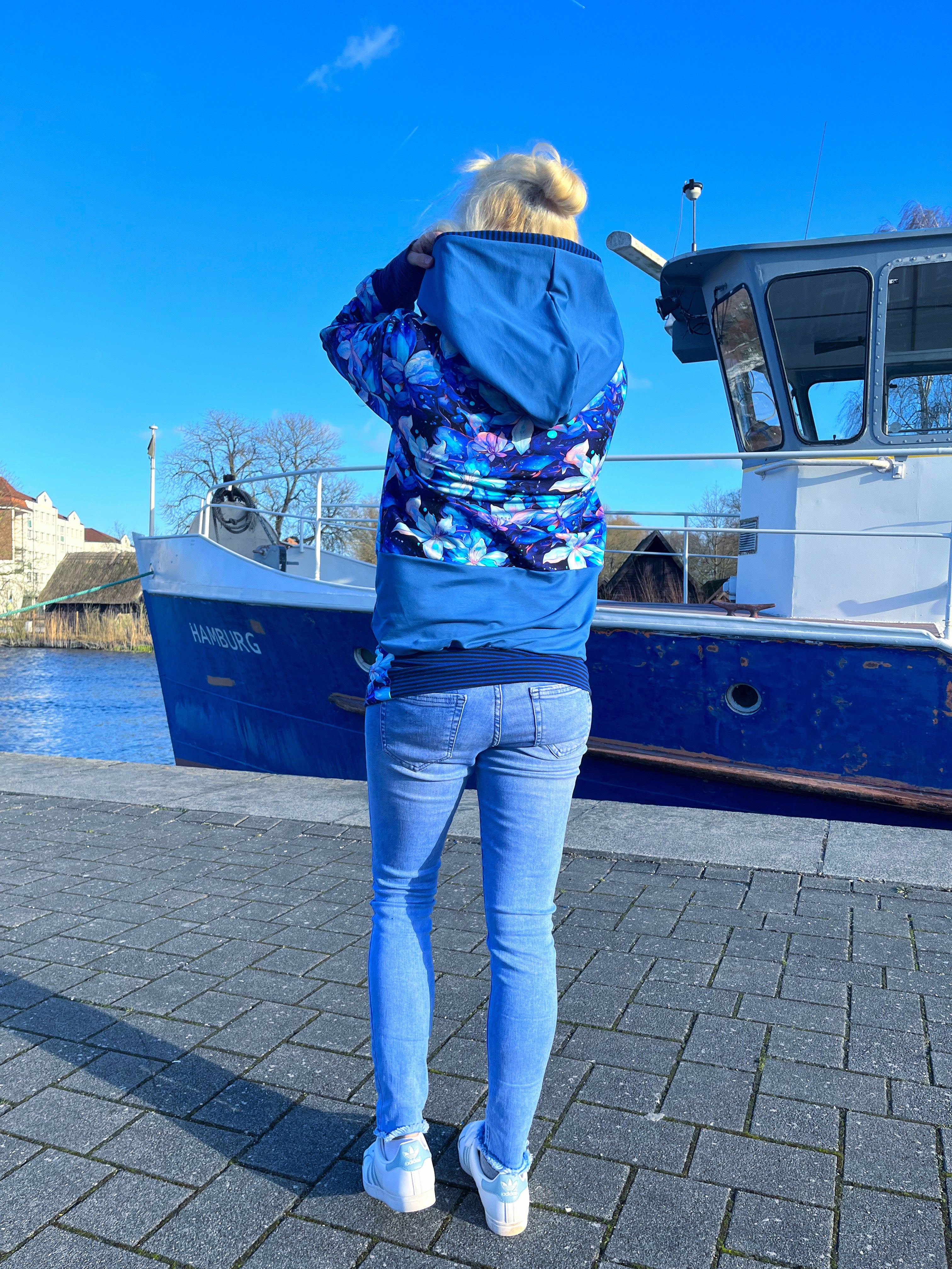 Lila Neon Blumen Dauervorbestellung